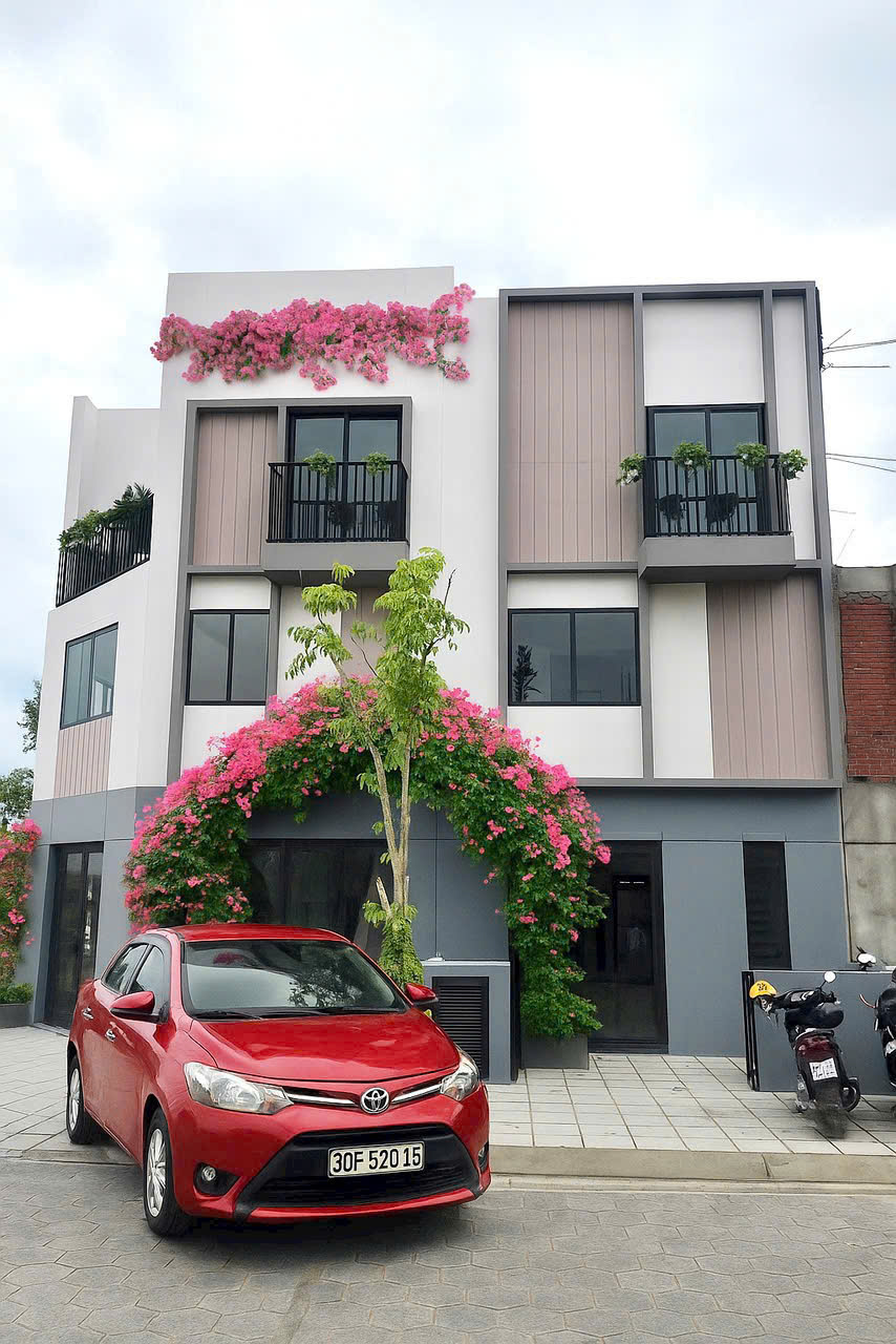 Nhà Mới Bàn Giao Gần Trung Tâm Hành Chính TP.HCM - Ảnh chính